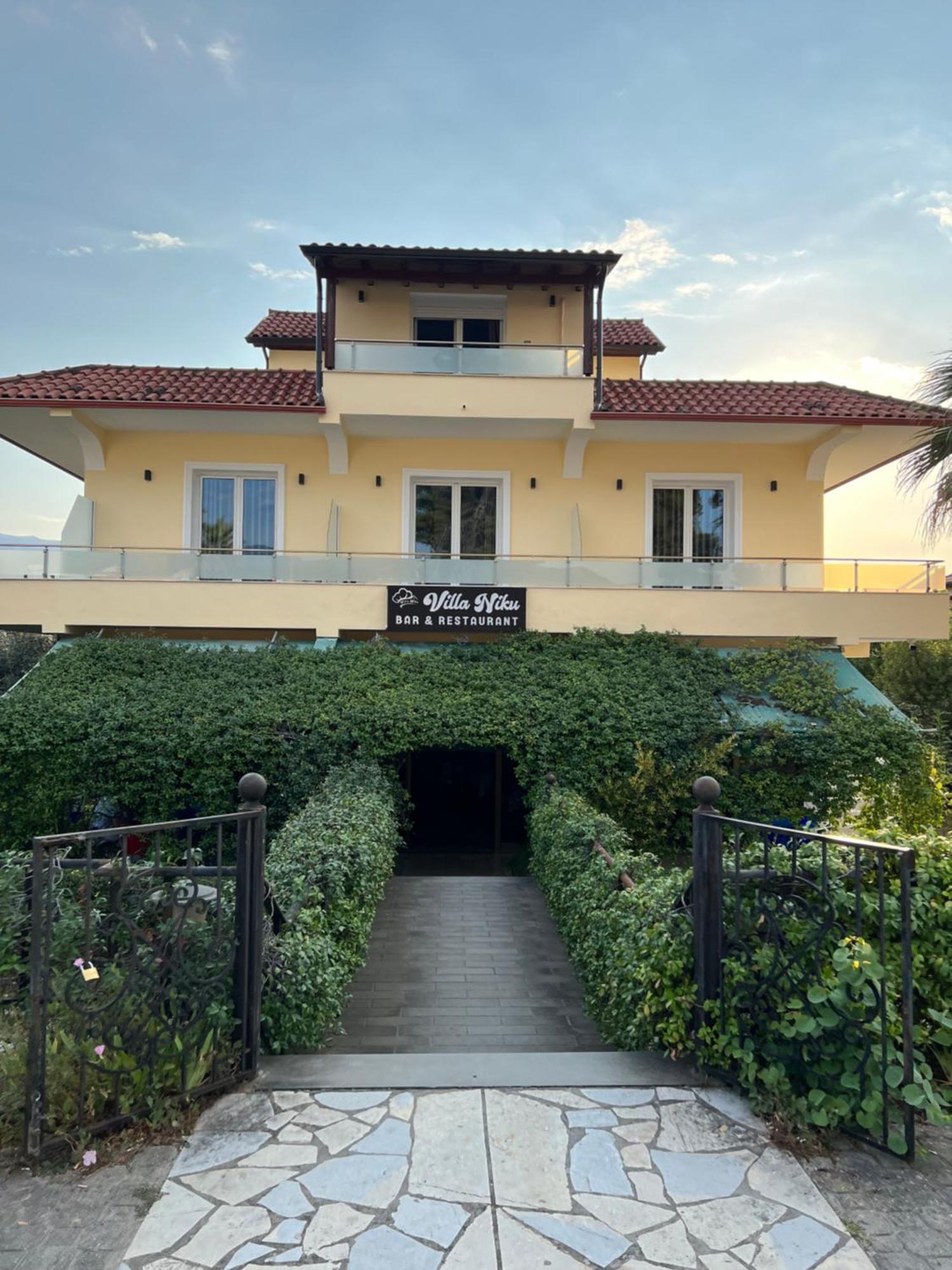 Villa Niku Berat Exteriér fotografie