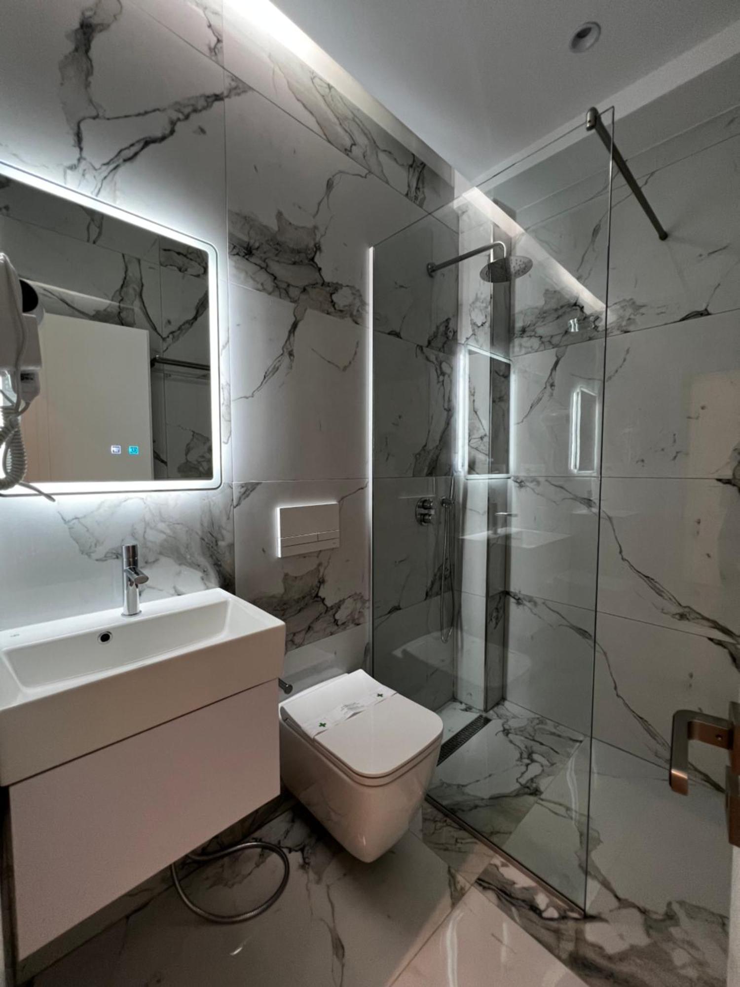Villa Niku Berat Exteriér fotografie
