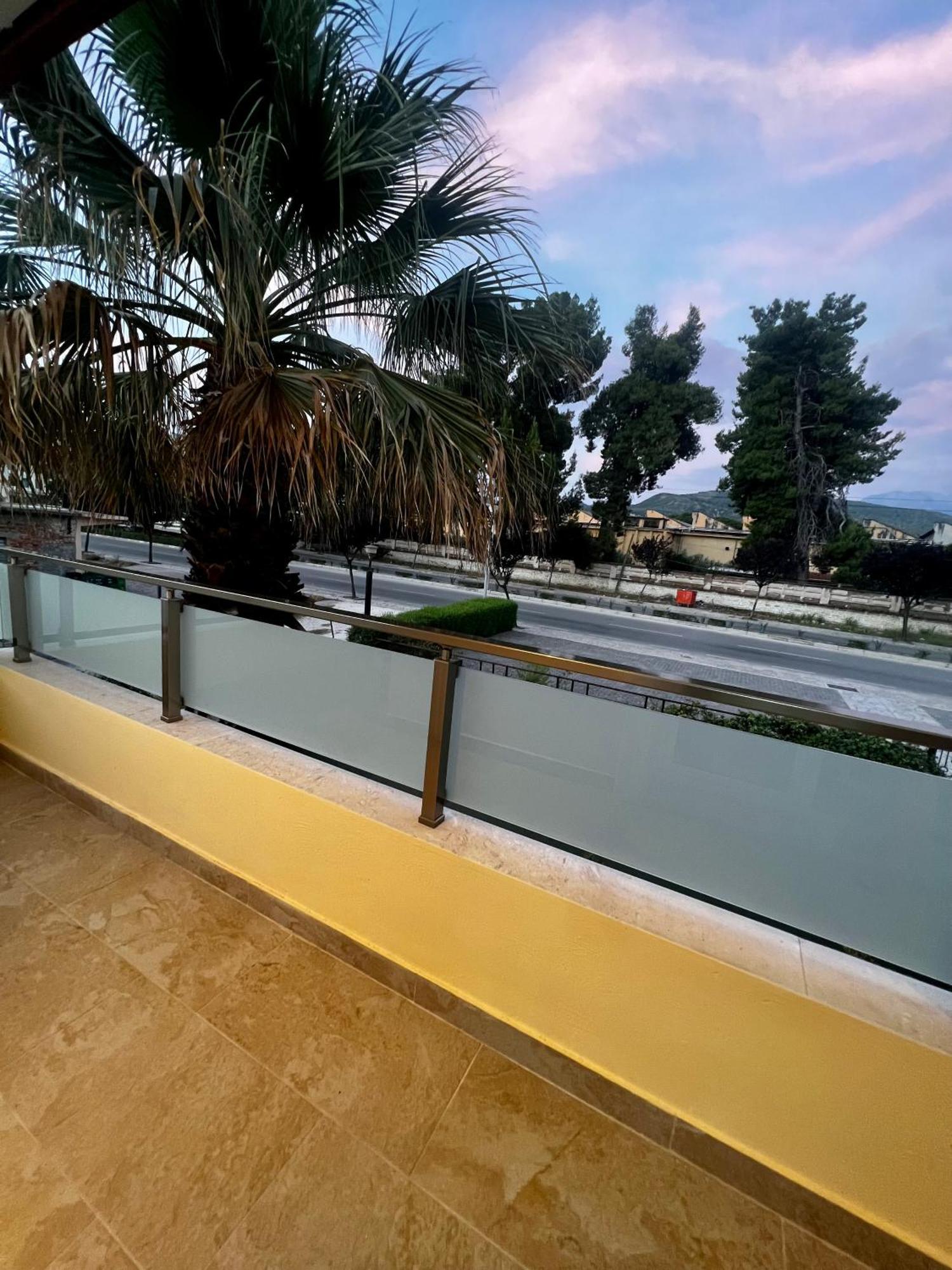 Villa Niku Berat Exteriér fotografie